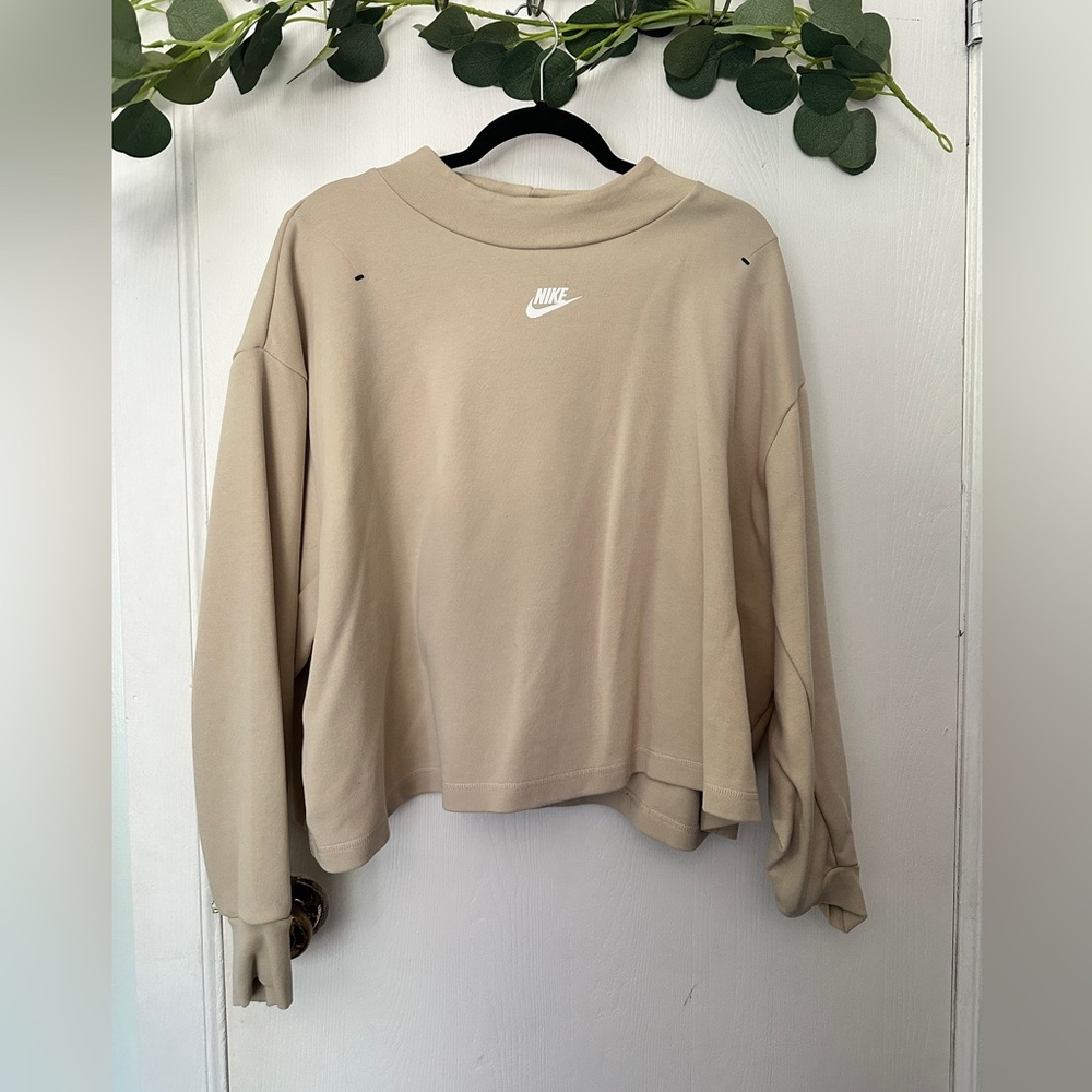 Beige Nike Crewneck